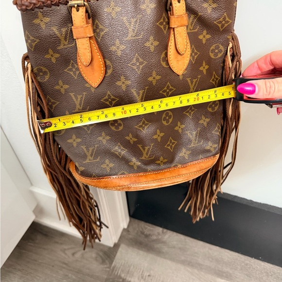 Louis Vuitton Brown Fringe Shoulder Bag - Picture 9 of 10